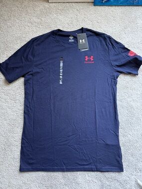 Under Armour Men's Navy Blue Short-Sleeve Tee with Red Logo